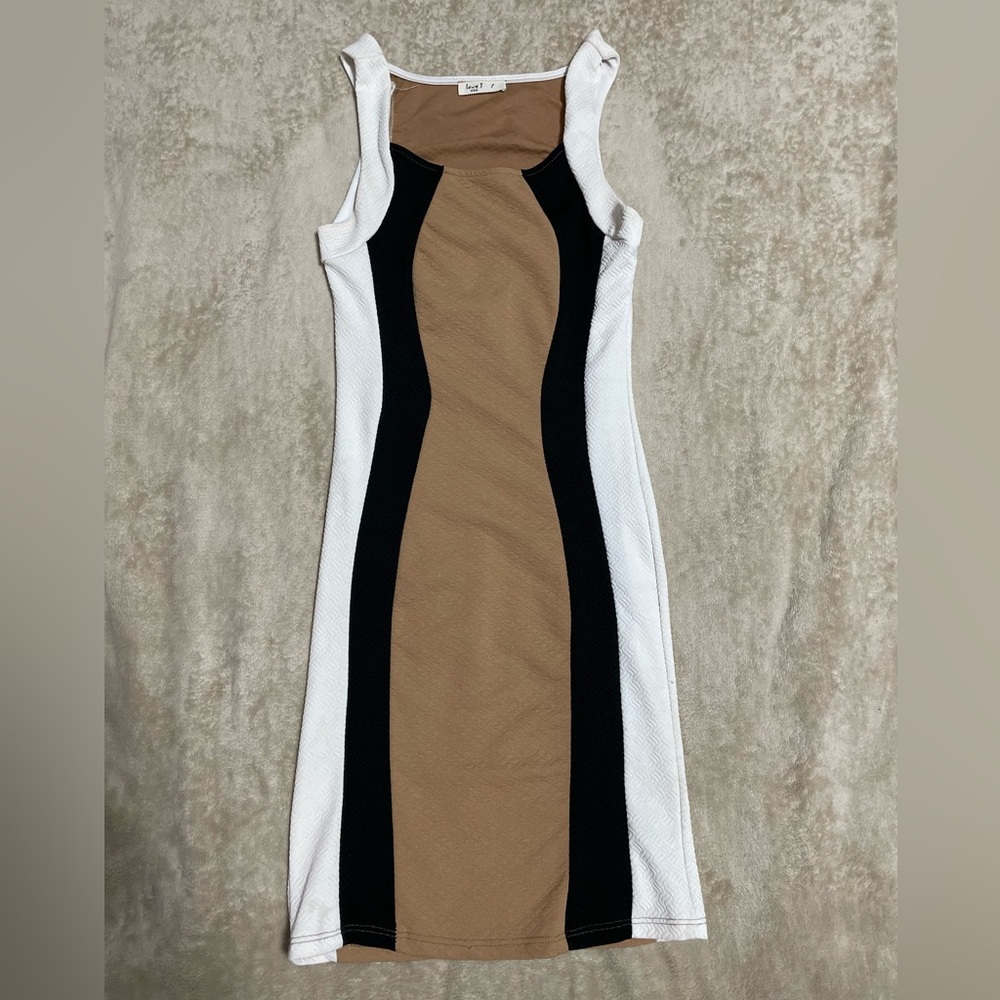 Color block Midi Dress White Black Cream Size S